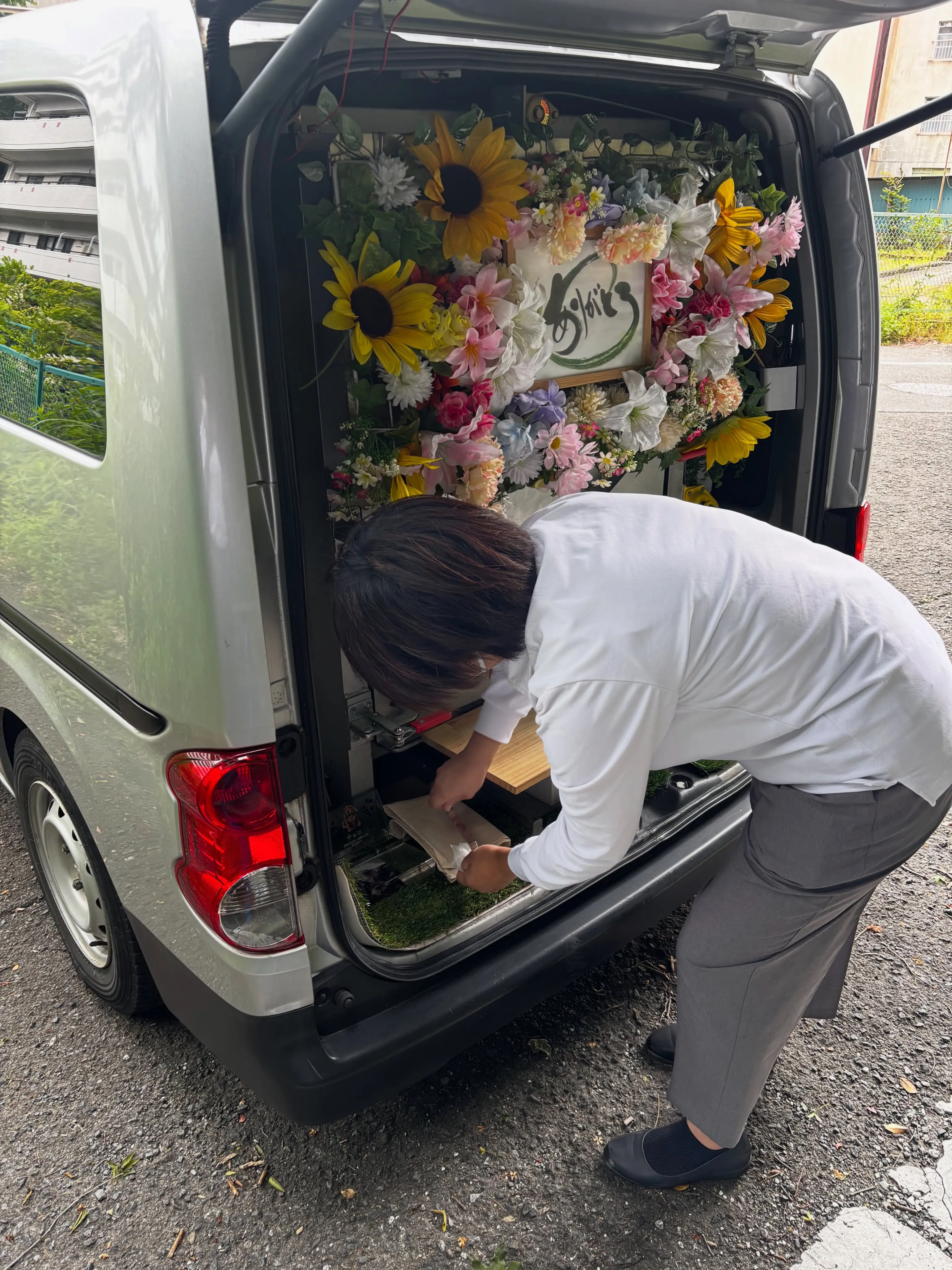 虹の橋を渡った愛しいペットとの最後のお別れをお手伝いしました...