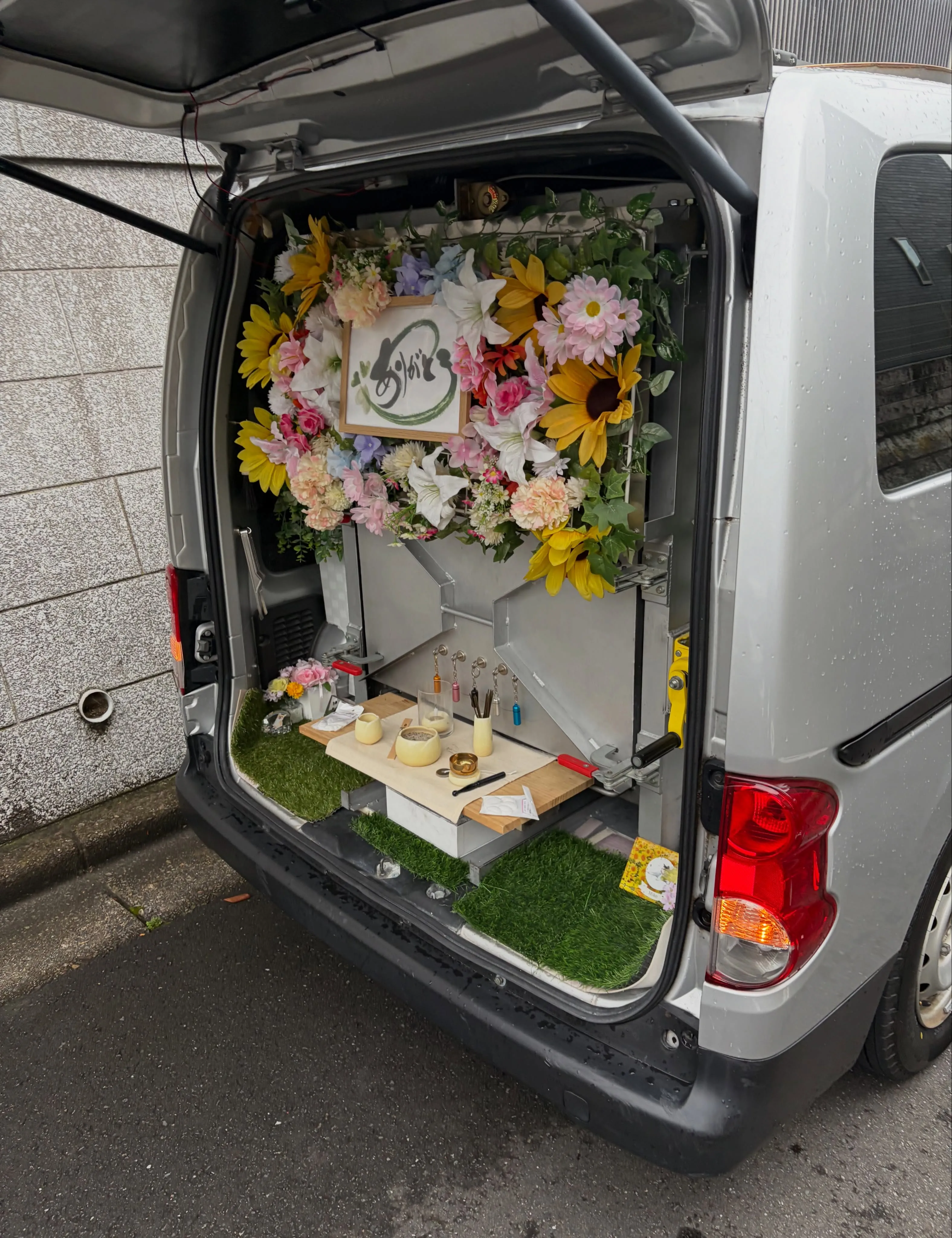 大切な家族の一員であるコザクラインコが虹の橋を渡ったとのこと...